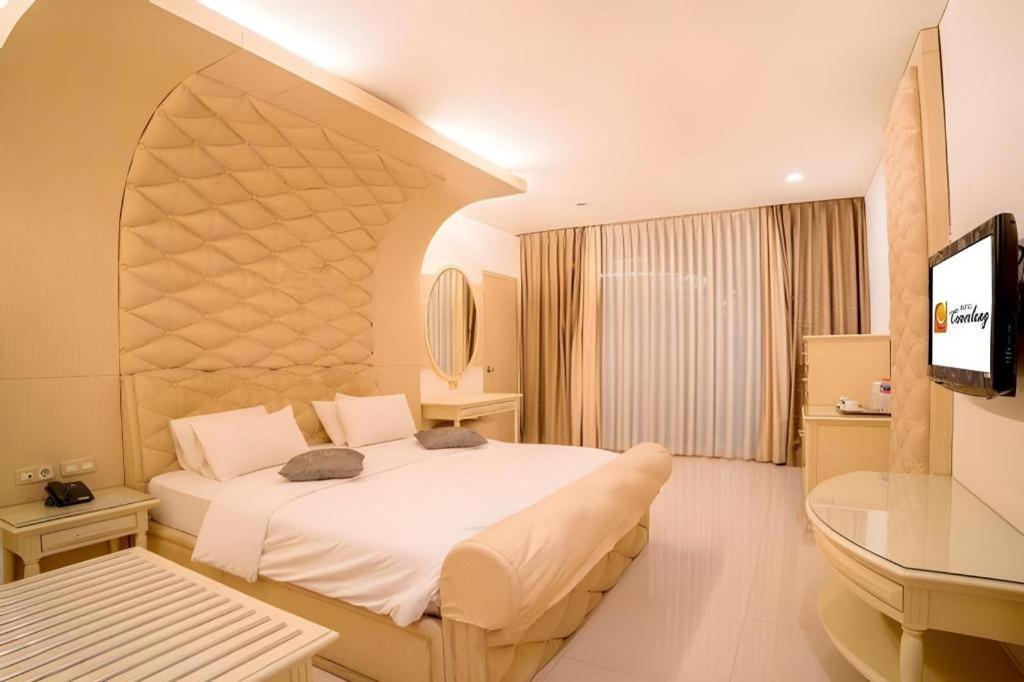Hotel Cemerlang Bandung Eksteriør bilde