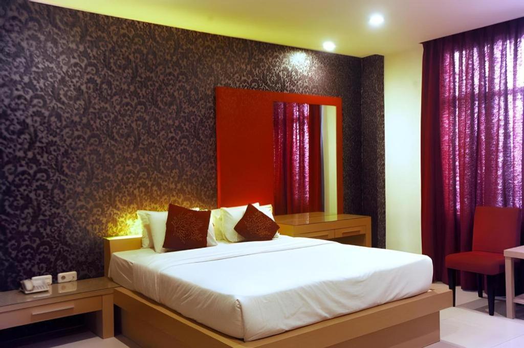 Hotel Cemerlang Bandung Eksteriør bilde
