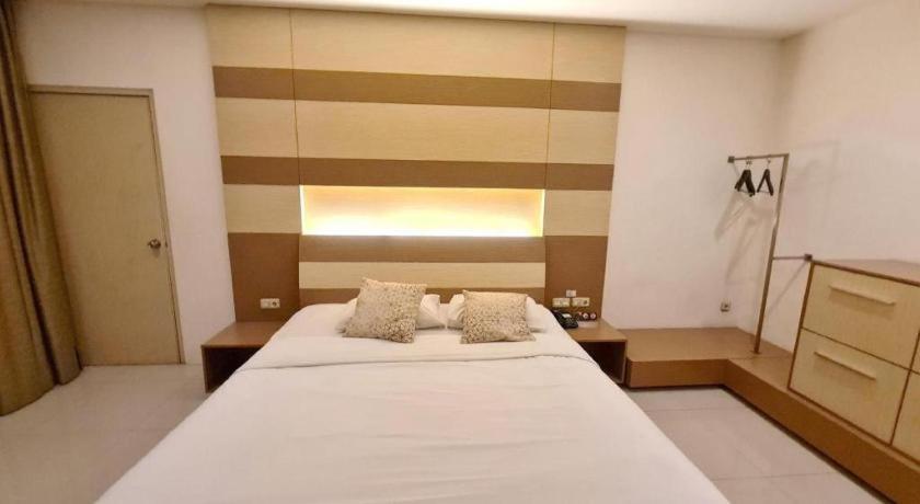 Hotel Cemerlang Bandung Eksteriør bilde