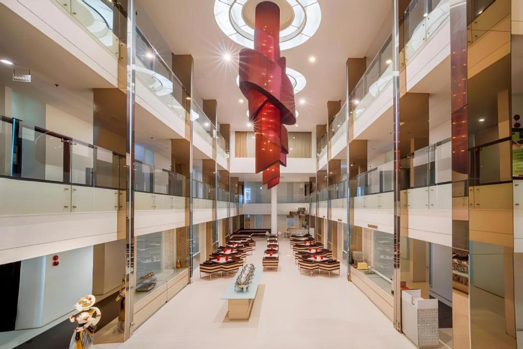 Hotel Cemerlang Bandung Eksteriør bilde